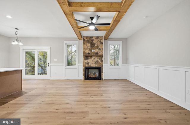 1023 PUTNAM ST, Harpers Ferry, WV 25425