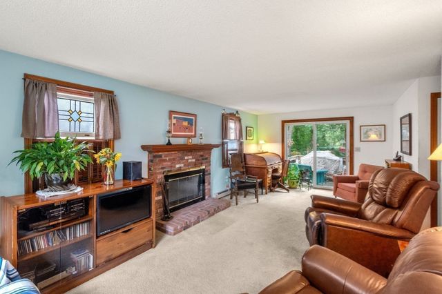12 Eldridge Street Ext, Bourne, MA 02532
