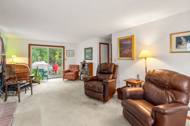 12 Eldridge Street Ext, Bourne, MA 02532