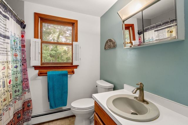 12 Eldridge Street Ext, Bourne, MA 02532