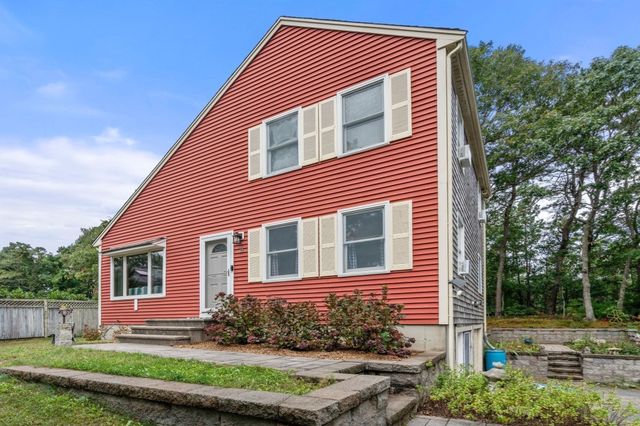 12 Eldridge Street Ext, Bourne, MA 02532
