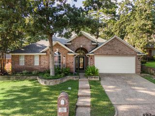 5527 Andover Drive, Tyler, TX 75707