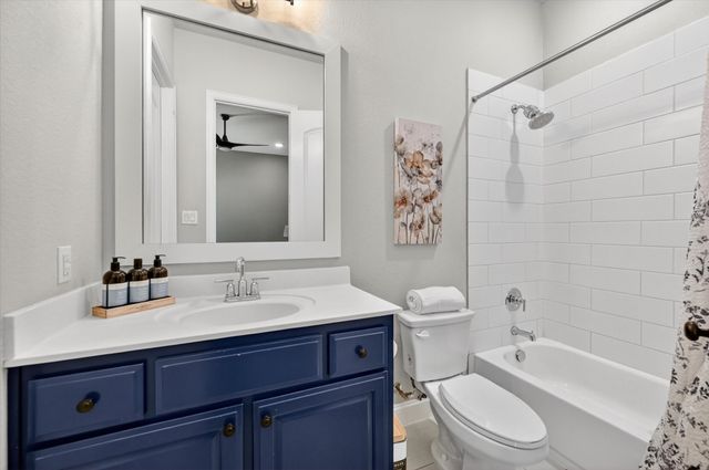 7108 Eagles Ridge Court, Argyle, TX 76226