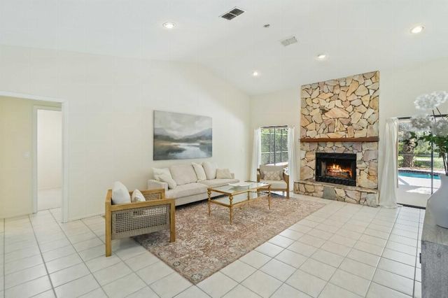 5206 WOODLAWN CIRCLE E, Palmetto, FL 34221