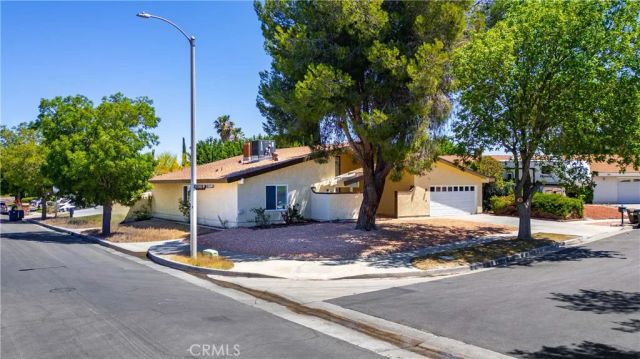 2653 End Court, Lancaster, CA 93536