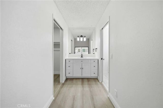 2653 End Court, Lancaster, CA 93536