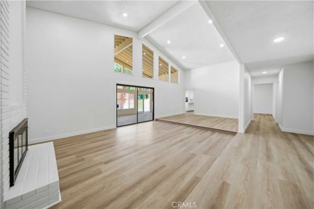 2653 End Court, Lancaster, CA 93536