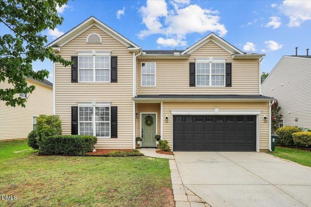 112 Smith Rock Drive, Holly Springs, NC 27540