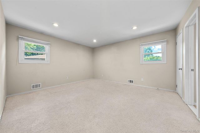 7 Pierre Drive, Commack, NY 11725