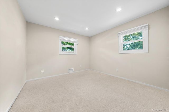 7 Pierre Drive, Commack, NY 11725