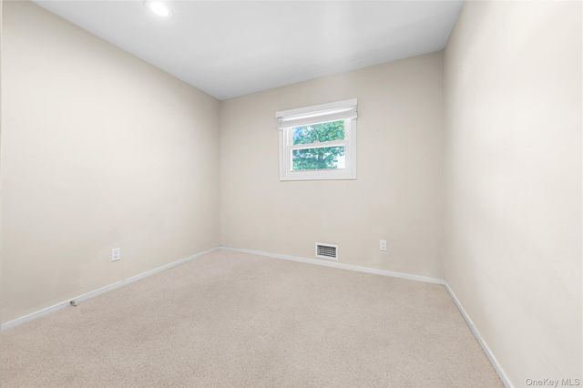 7 Pierre Drive, Commack, NY 11725