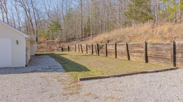 445 Whippoorwill Drive, Burnside, KY 42519