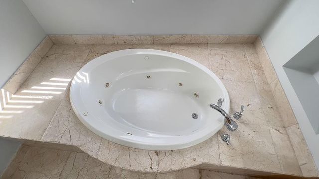4241 N Ocean Boulevard N 101, Fort Lauderdale, FL 33308