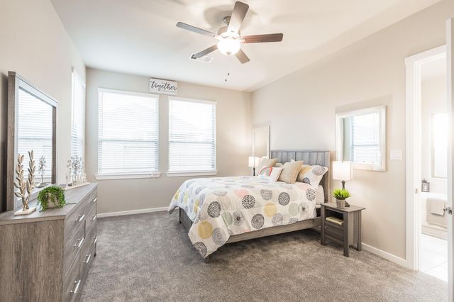 8710 Crossing Oak Lane, Missouri City, TX 77459