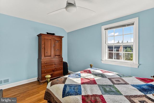 214 N GRANADA ST, Arlington, VA 22203