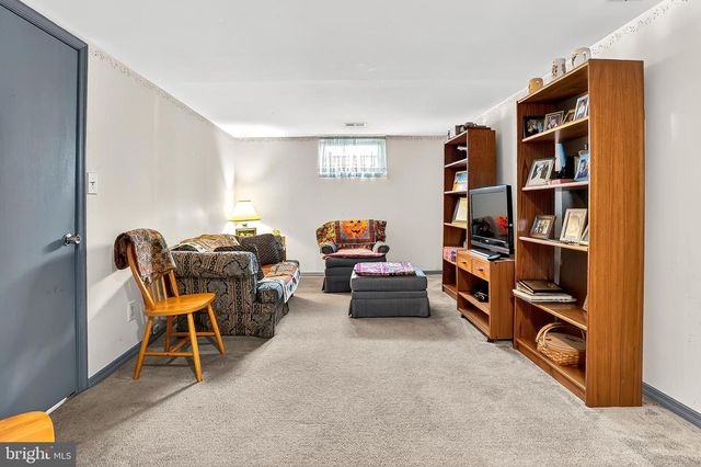 214 N GRANADA ST, Arlington, VA 22203