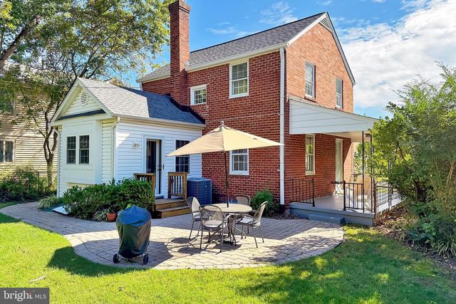214 N GRANADA ST, Arlington, VA 22203