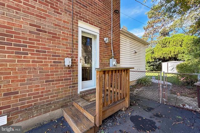 214 N GRANADA ST, Arlington, VA 22203