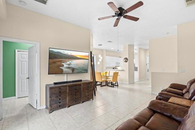 808 SW Munjack Circle, Port St. Lucie, FL 34986