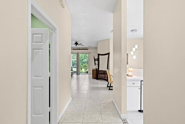 808 SW Munjack Circle, Port St. Lucie, FL 34986