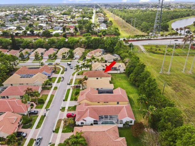 808 SW Munjack Circle, Port St. Lucie, FL 34986
