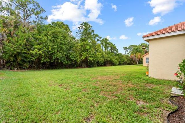 808 SW Munjack Circle, Port St. Lucie, FL 34986