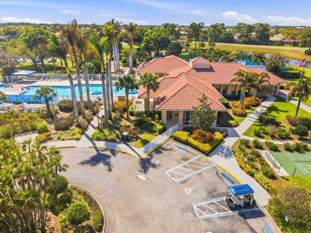 808 SW Munjack Circle, Port St. Lucie, FL 34986