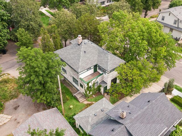3001 W 47th Street, Minneapolis, MN 55410