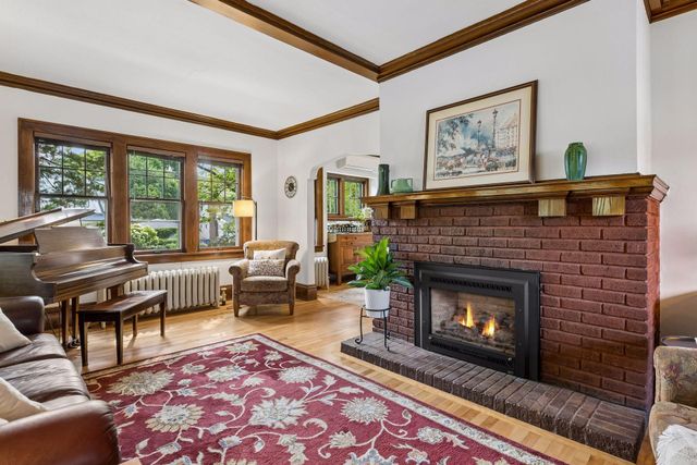 3001 W 47th Street, Minneapolis, MN 55410