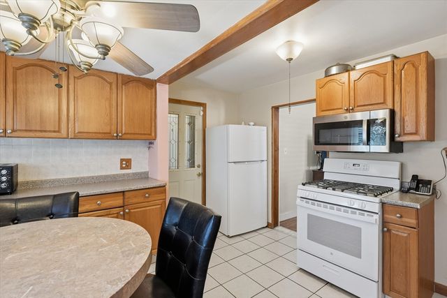 15 Flint Street, Lynn, MA 01905