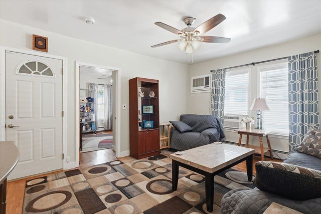 15 Flint Street, Lynn, MA 01905