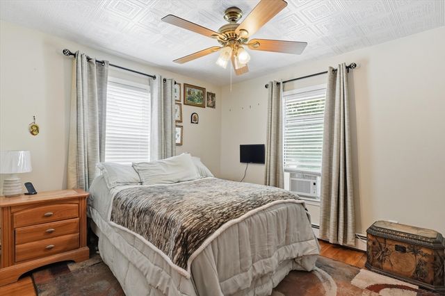 15 Flint Street, Lynn, MA 01905