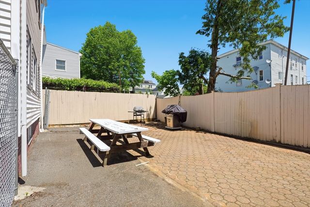 15 Flint Street, Lynn, MA 01905