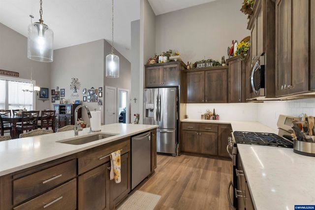 5251 Davis St SE, Turner, OR 97392