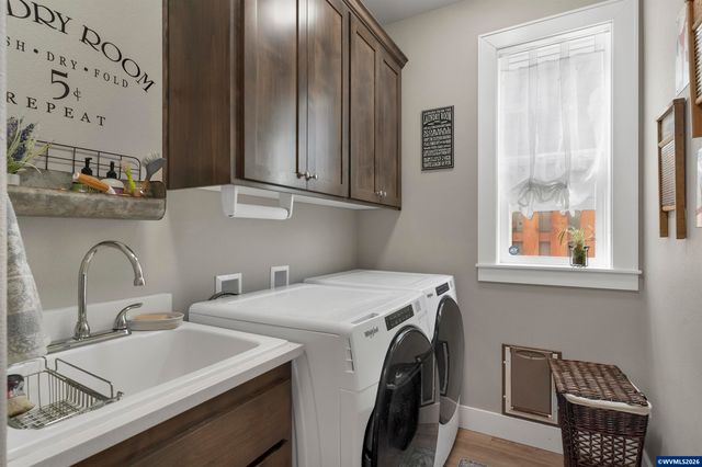 5251 Davis St SE, Turner, OR 97392