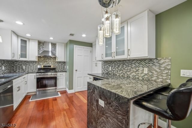 47 W Lawn Rd, Livingston Twp., NJ 07039