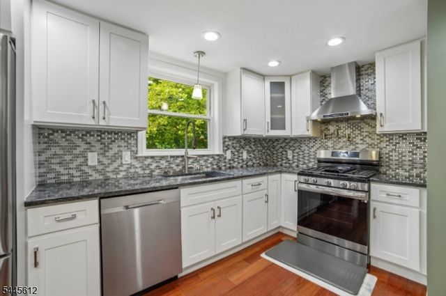 47 W Lawn Rd, Livingston Twp., NJ 07039