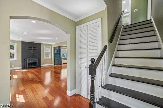 47 W Lawn Rd, Livingston Twp., NJ 07039