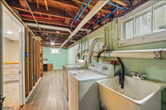 47 W Lawn Rd, Livingston Twp., NJ 07039