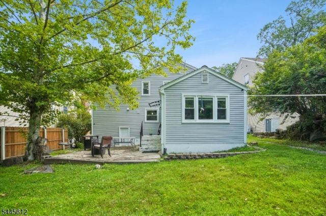 47 W Lawn Rd, Livingston Twp., NJ 07039