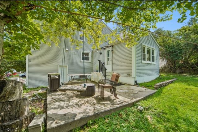 47 W Lawn Rd, Livingston Twp., NJ 07039