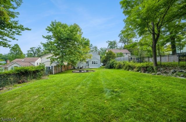 47 W Lawn Rd, Livingston Twp., NJ 07039