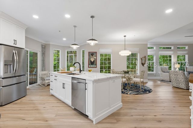 4 Indigo Run Dr Apt 421, Hilton Head Island, SC 29926