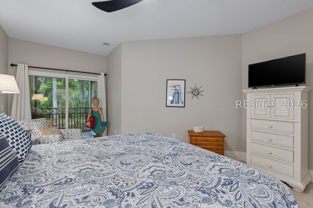 4 Indigo Run Dr Apt 421, Hilton Head Island, SC 29926