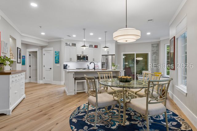 4 Indigo Run Dr Apt 421, Hilton Head Island, SC 29926