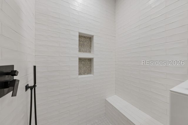 4 Indigo Run Dr Apt 421, Hilton Head Island, SC 29926