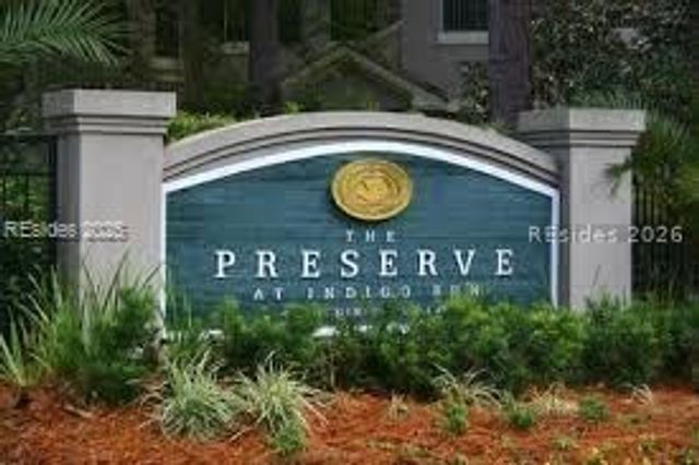 4 Indigo Run Dr Apt 421, Hilton Head Island, SC 29926