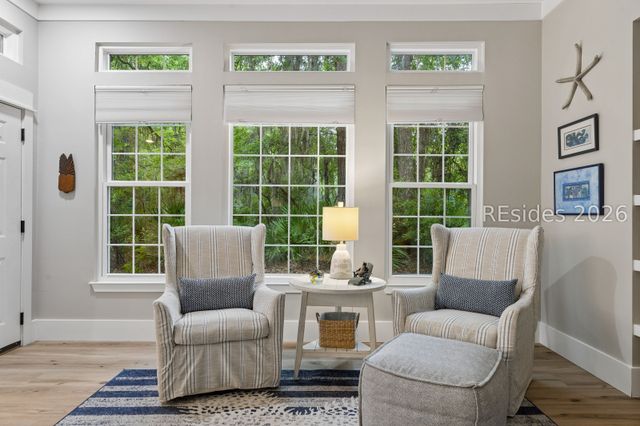 4 Indigo Run Dr Apt 421, Hilton Head Island, SC 29926