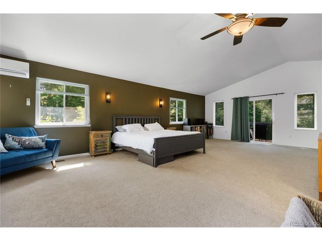 32 Idlewild Ln, Loveland, CO 80537