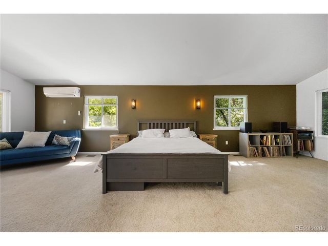 32 Idlewild Ln, Loveland, CO 80537